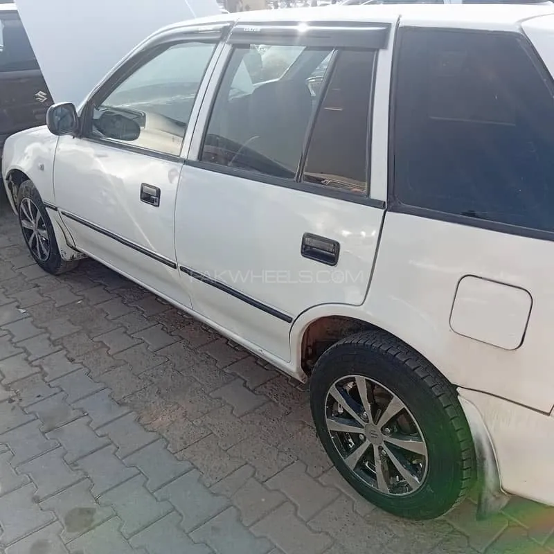 Suzuki Cultus