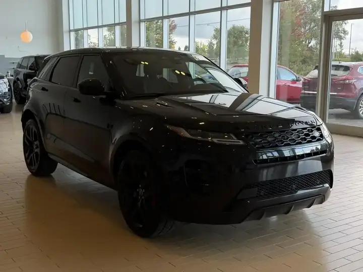 Land Rover Range Rover Evoque 2023 photo 3