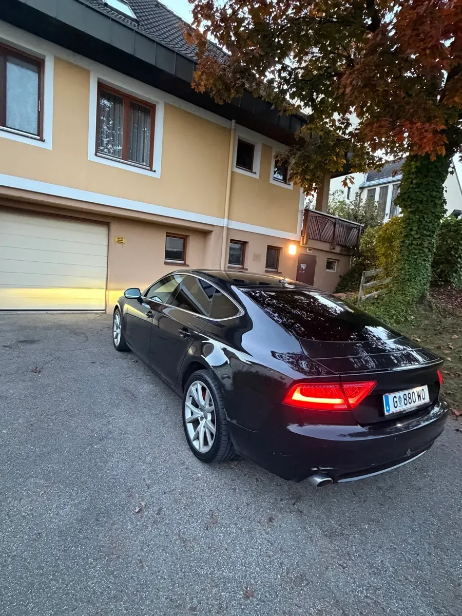 Audi A7 2012 photo 3