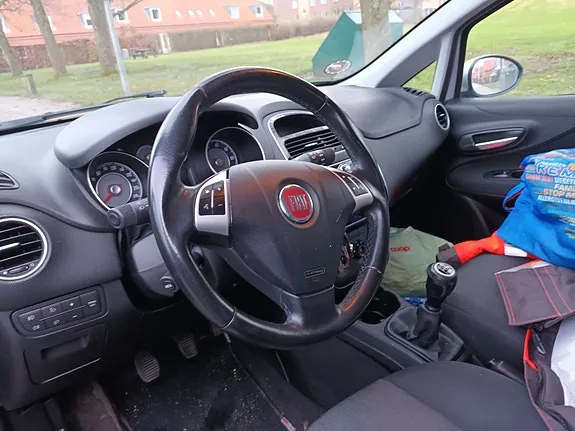 Fiat Punto 2006 photo 3