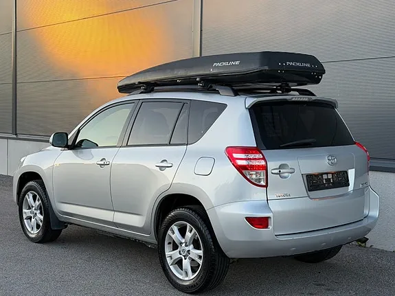 Toyota Rav4 2010 photo 5