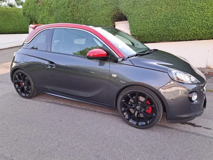Opel Adam