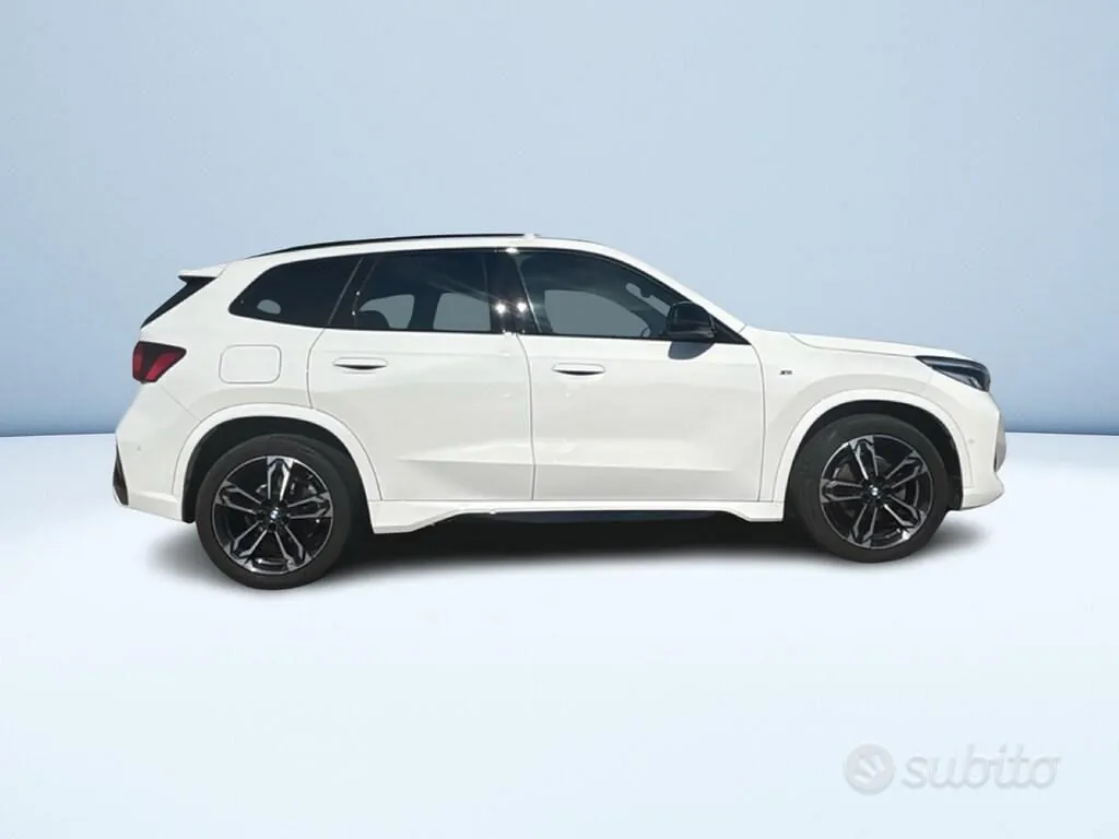BMW X1 2023 photo 4