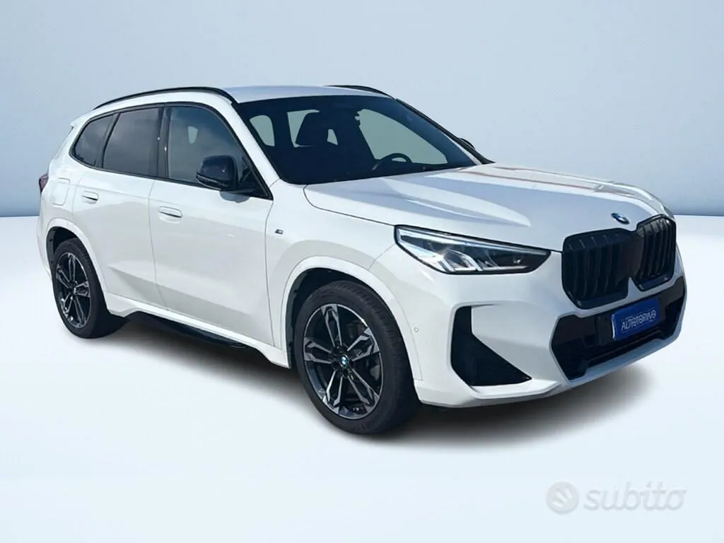 BMW X1 2023 photo 3
