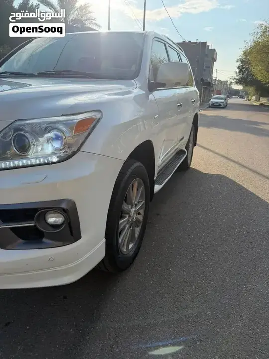 Lexus Lx 2011 photo 4