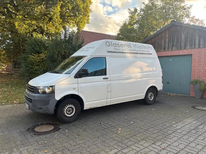 Volkswagen T5