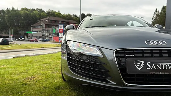 Audi R8 2009 photo 4