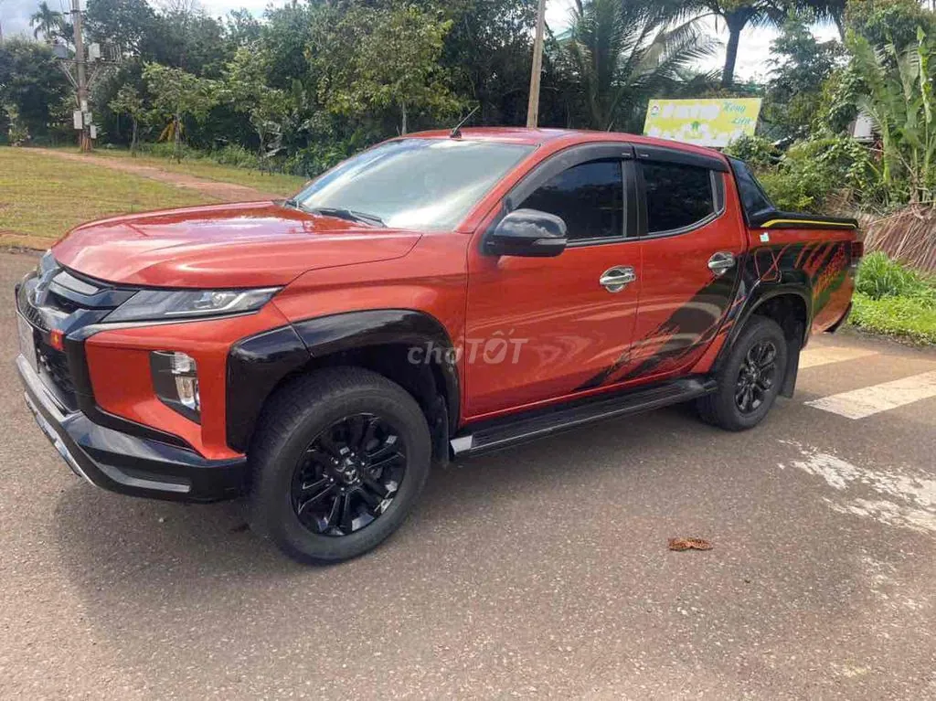 Mitsubishi Triton 2018 photo 2