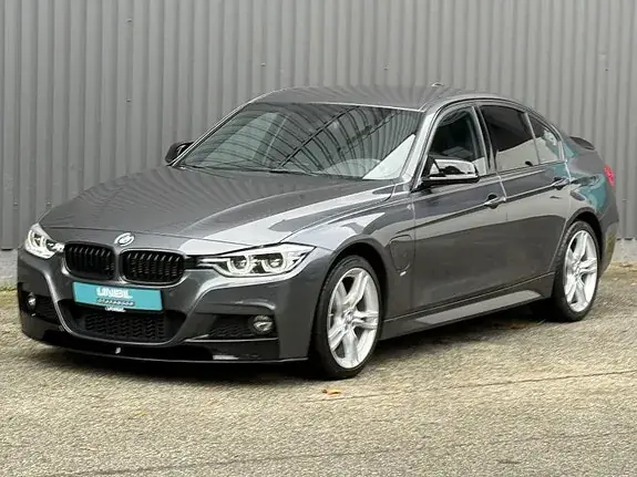 BMW 330E 2018 photo 5