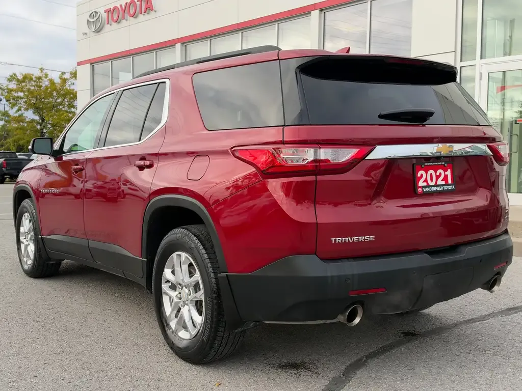 Chevrolet Traverse 2021 photo 5