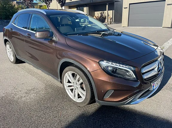 Mercedes-Benz Gla180