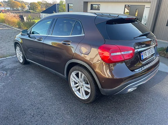 Mercedes-Benz Gla180 2016 photo 3