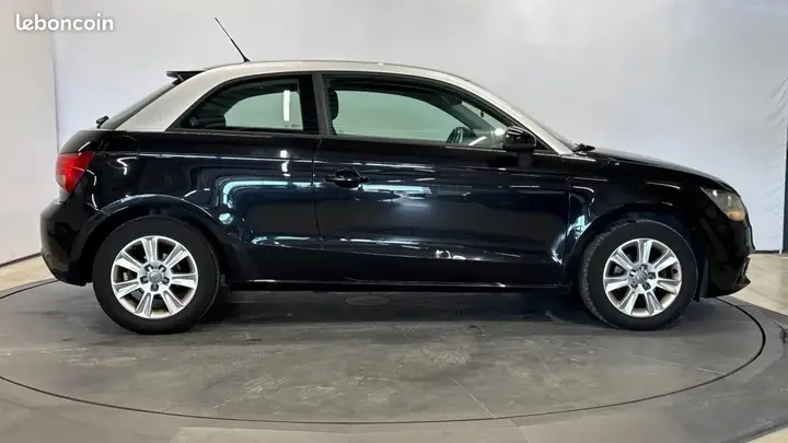 Audi A1 2012 photo 4