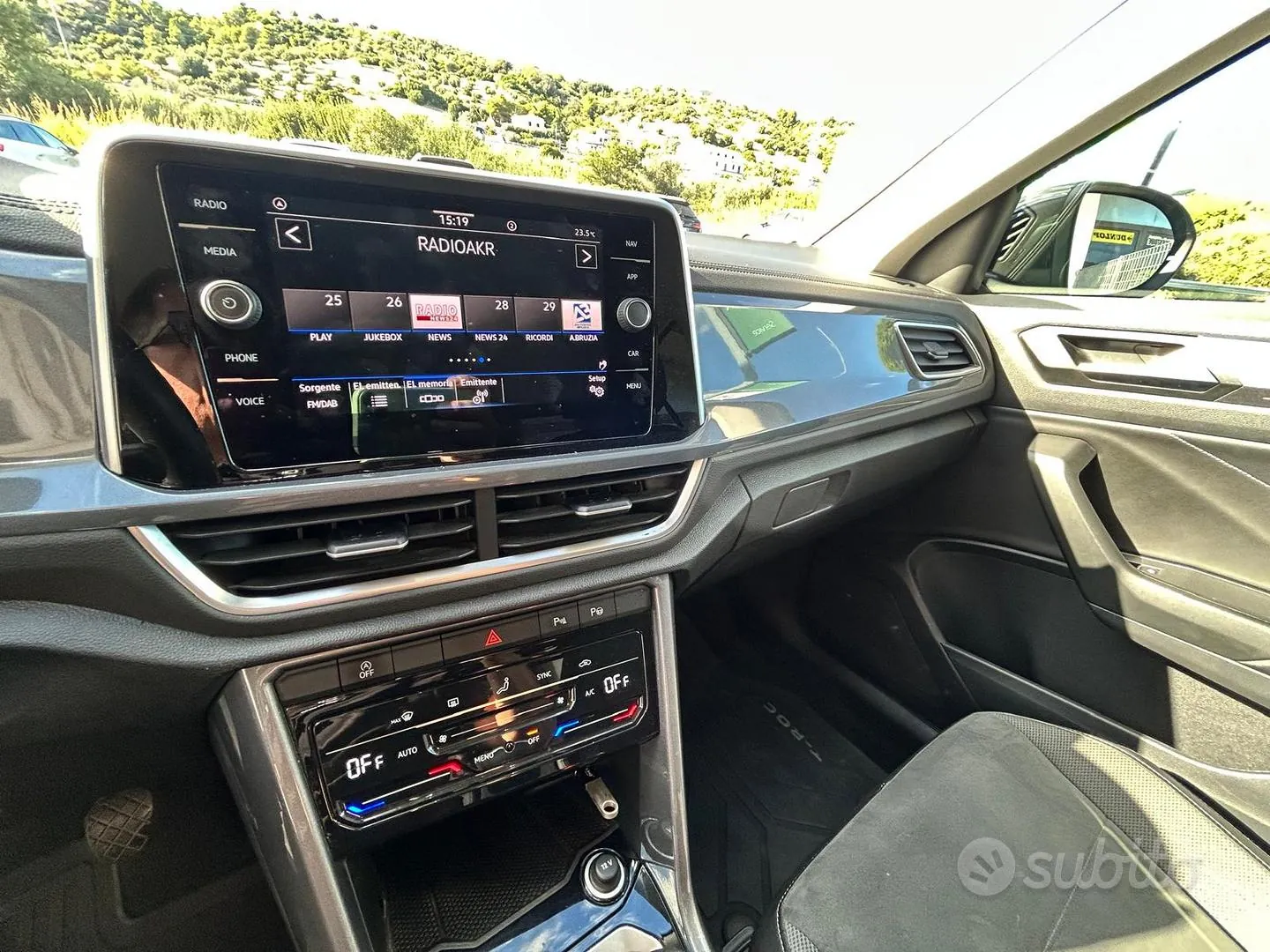 Volkswagen T-Roc 2022 photo 4