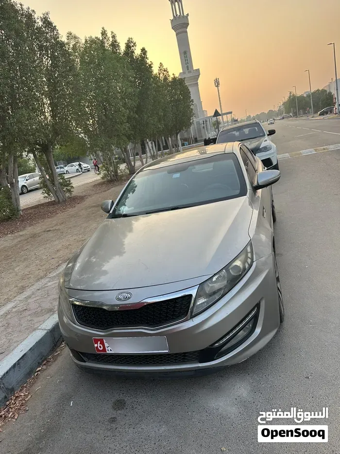 Kia Optima 2011 photo 2