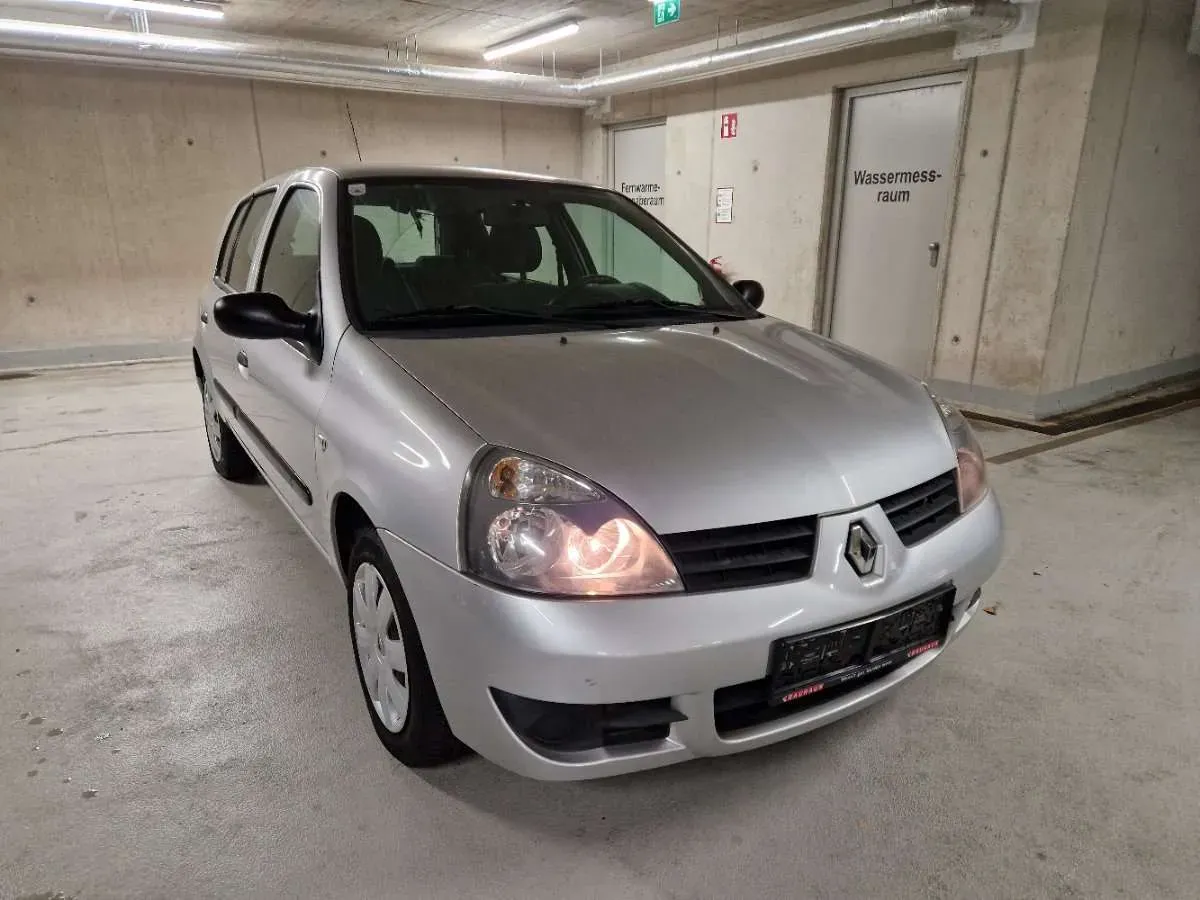 Renault Clio 2007 photo 3