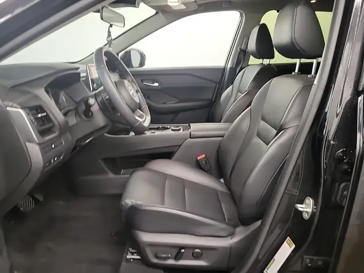 Nissan Rogue 2024 photo 2