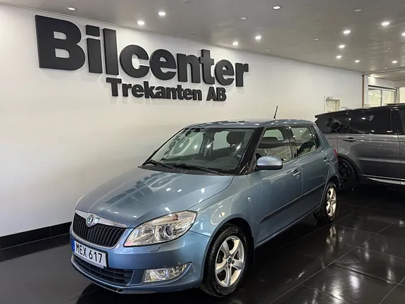 Skoda Fabia 2012 photo 2