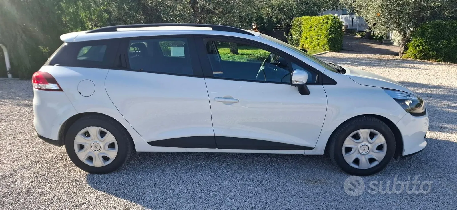 Renault Clio 2015 photo 3