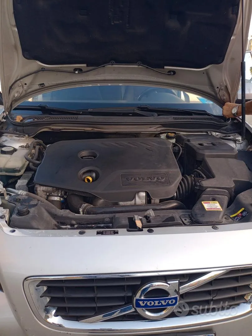 Volvo V50 2010 photo 5