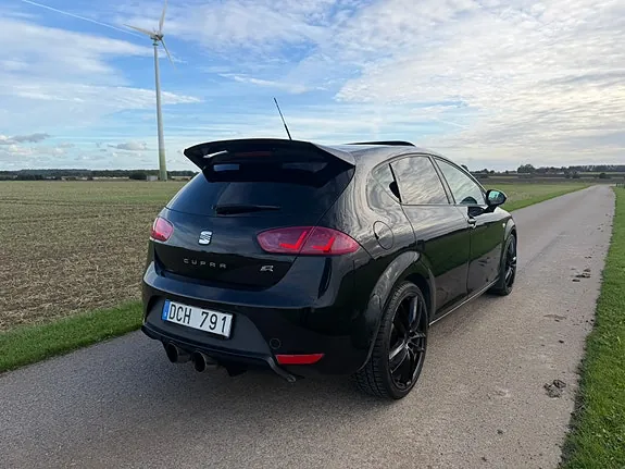 Seat Leon 2013 photo 4