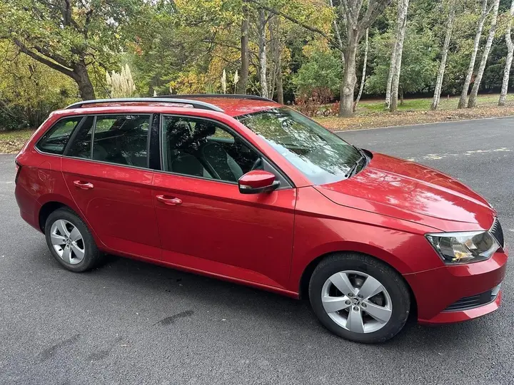 Skoda Fabia 2016 photo 3