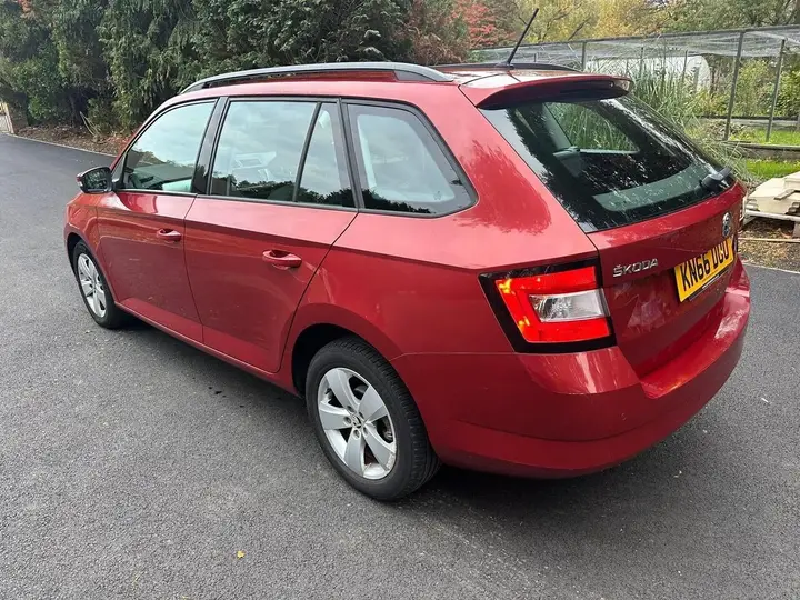 Skoda Fabia 2016 photo 2