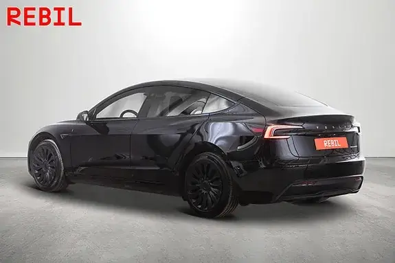 Tesla Model 3 2024 photo 5