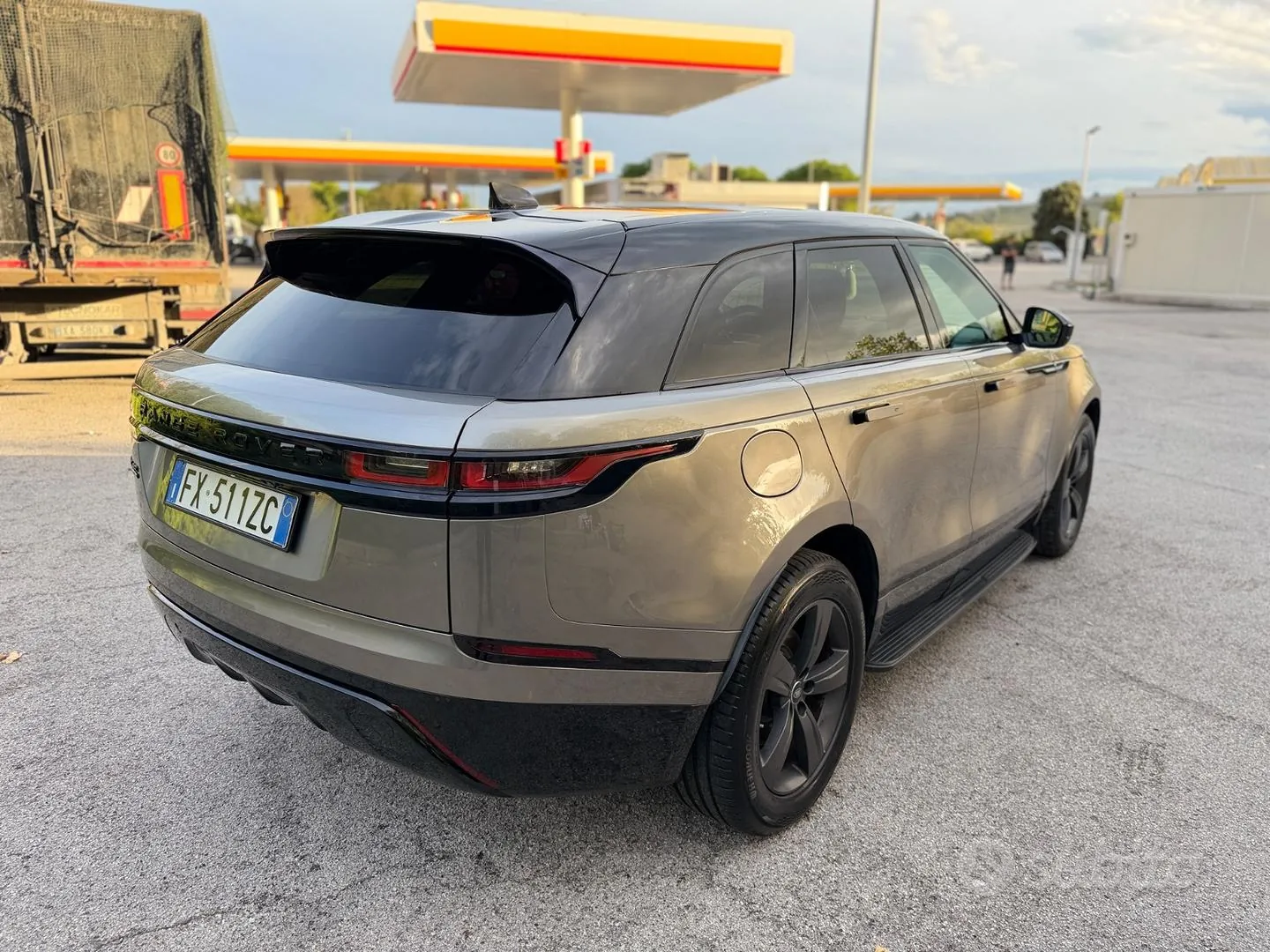Land Rover Velar 2019 photo 3