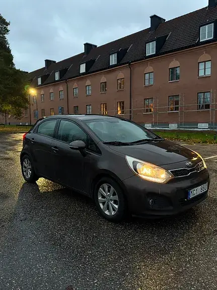 Kia Rio 2012 photo 4