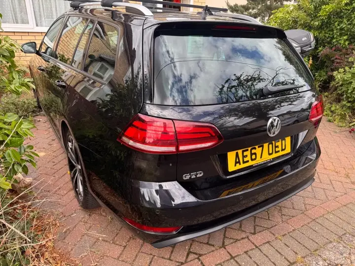 Volkswagen Golf 2017 photo 3