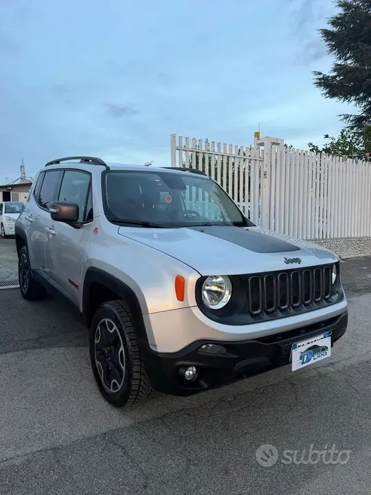Jeep Renegade 2015 photo 3