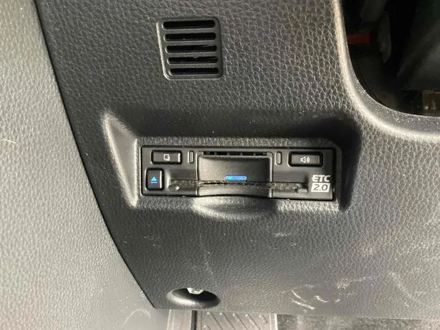 Toyota Noah 2025 photo 4