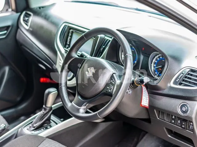 Suzuki Baleno 2017 photo 2