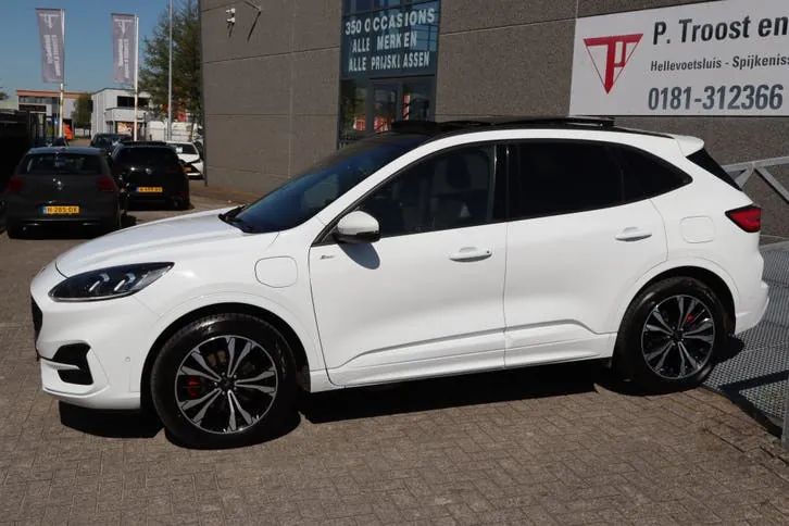 Ford Kuga 2021 photo 3