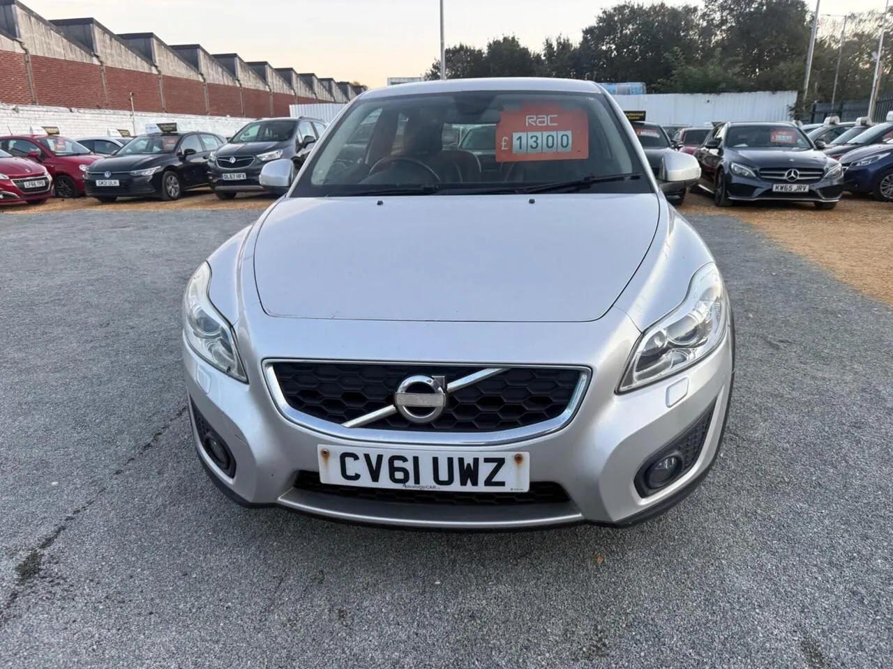 Volvo C30 2011 photo 2