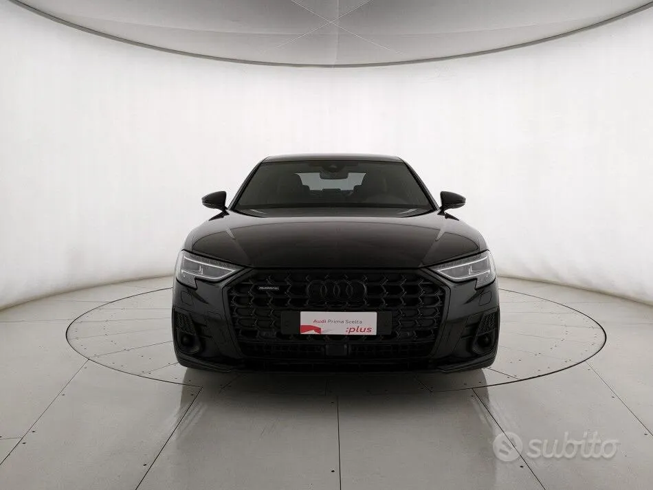 Audi A8 2025 photo 2