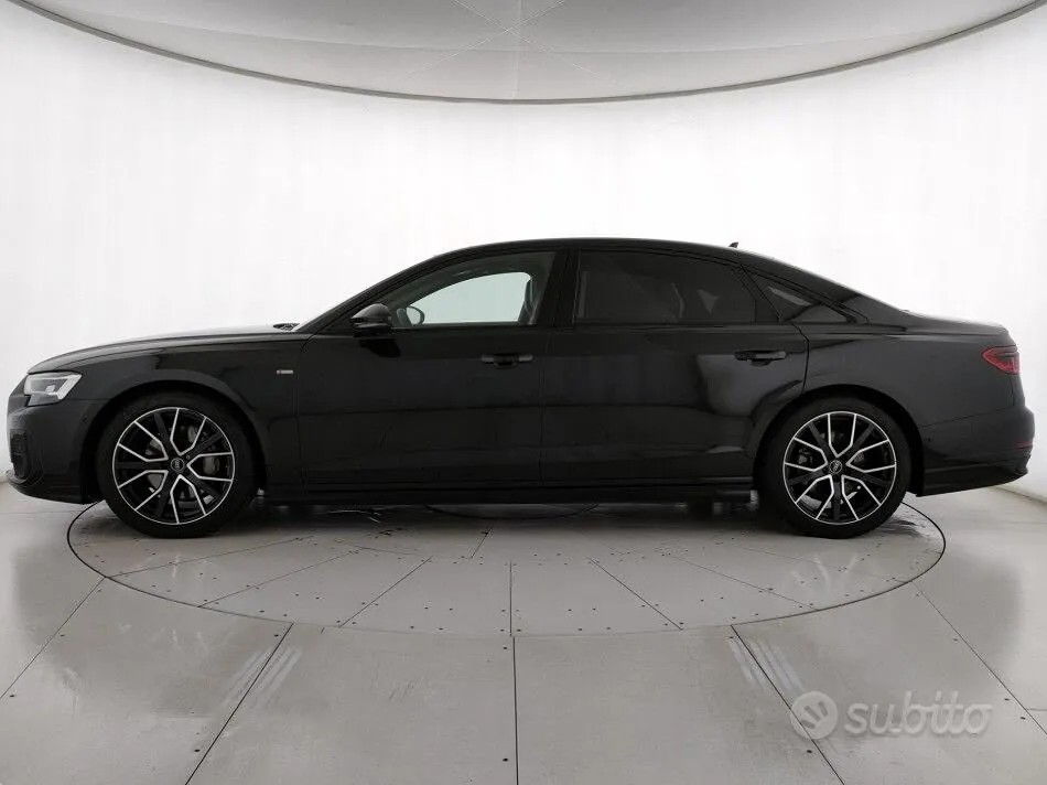 Audi A8 2025 photo 3