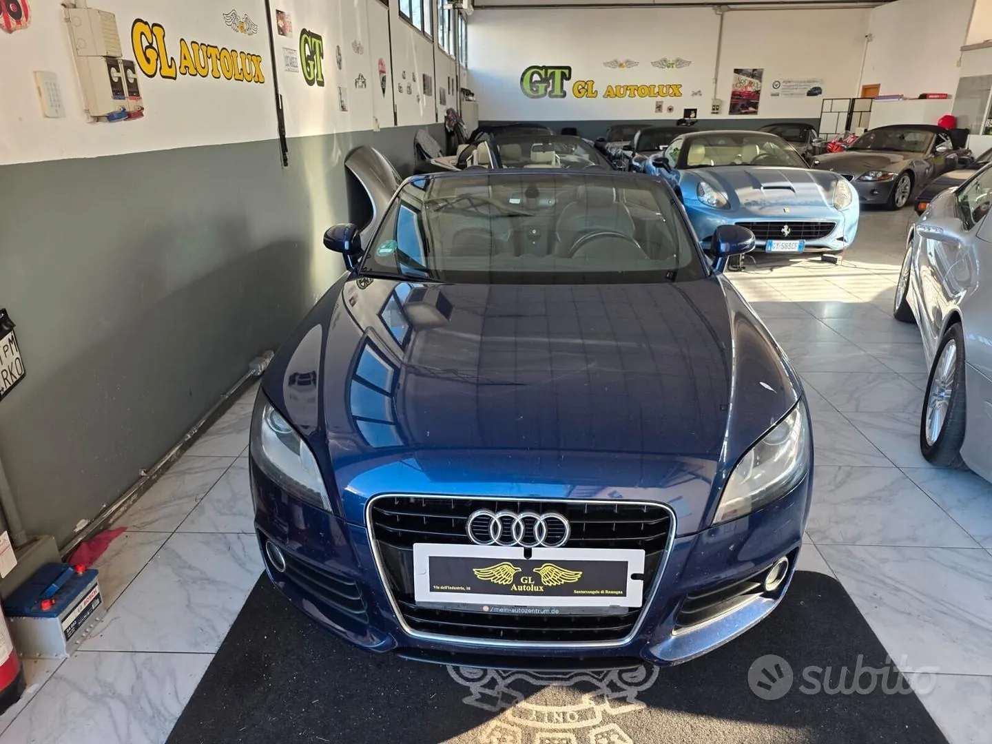 Audi Tt 2011 photo 2