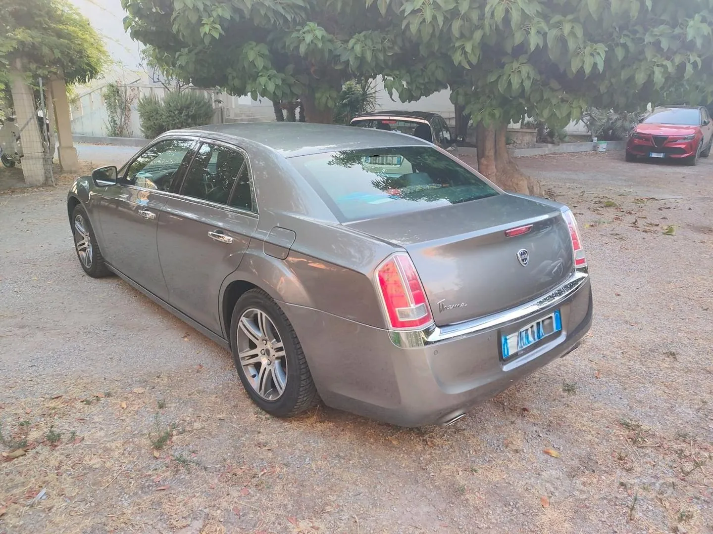 Lancia Thema 2013 photo 5