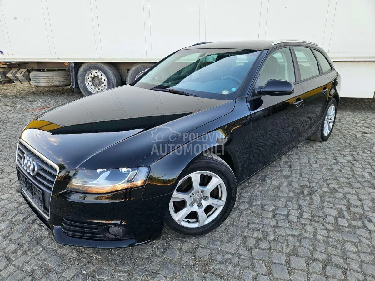 Audi A4 2011 photo 5