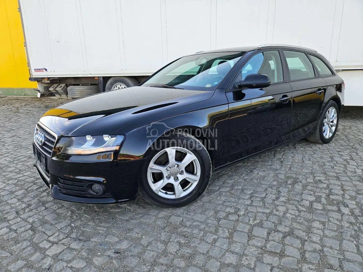 Audi A4 2011 photo 3