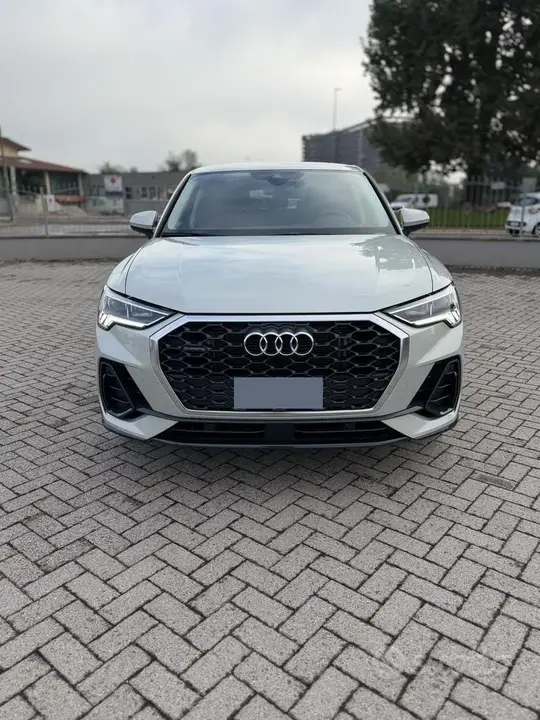 Audi Q3 2025 photo 2