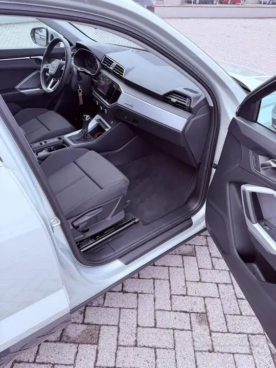 Audi Q3 2025 photo 5
