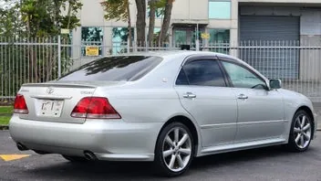 Toyota Crown 2004 photo 4