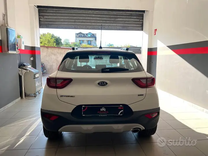 Kia Stonic 2018 photo 5