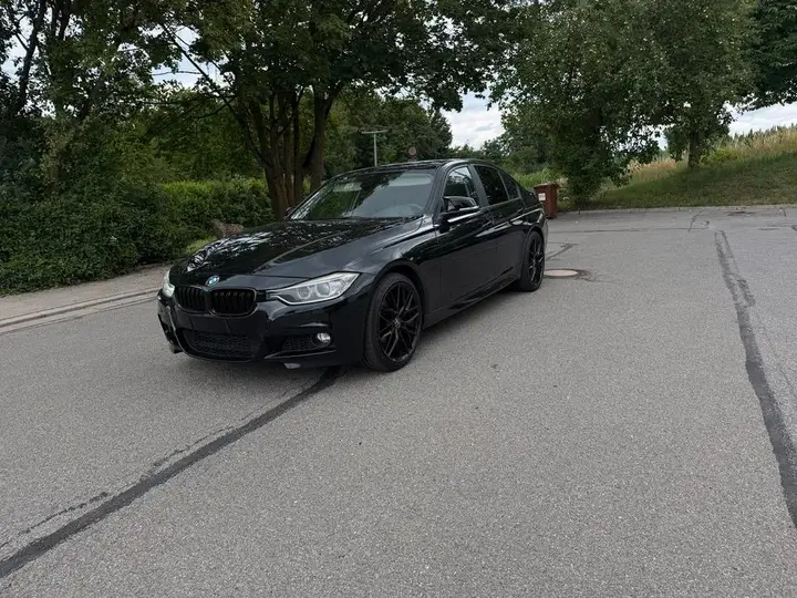 BMW 328I