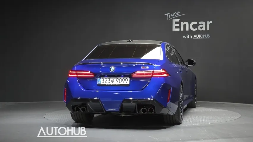 BMW M5 photo 4