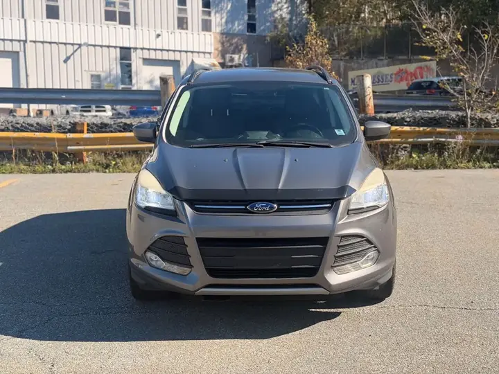 Ford Escape 2013 photo 2