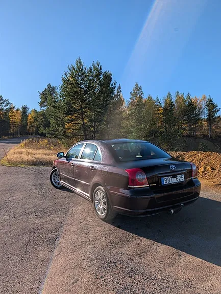 Toyota Avensis 2006 photo 2